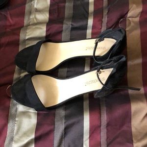 Everlee strappy heeled sandals